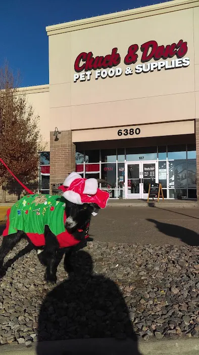 Chuck & Don's Pet Food & Supplies Picture 6