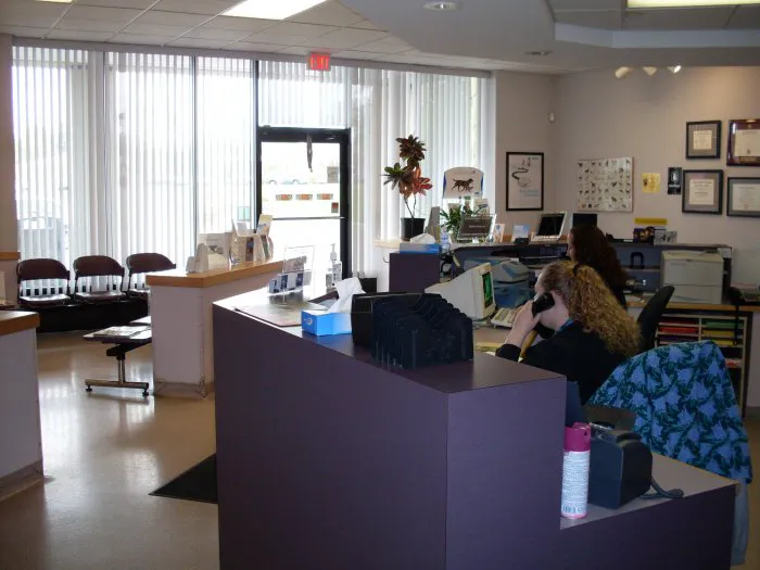 Shop City Animal Hospital Picture 1