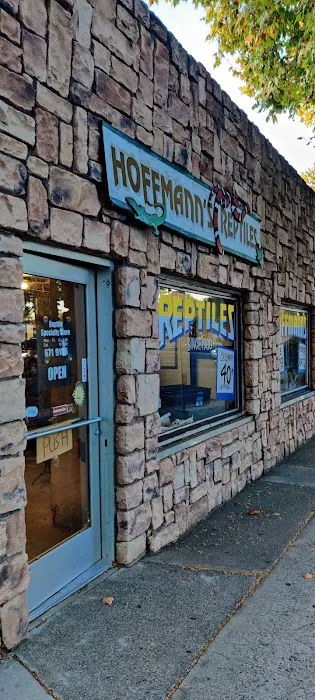 Hoffmann's Reptile Shop Picture 5