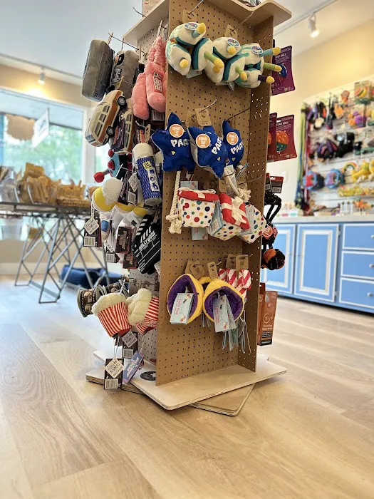 Shinto's Pet Food Kitchen & Store Picture 5