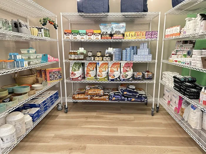 Shinto's Pet Food Kitchen & Store Picture 2