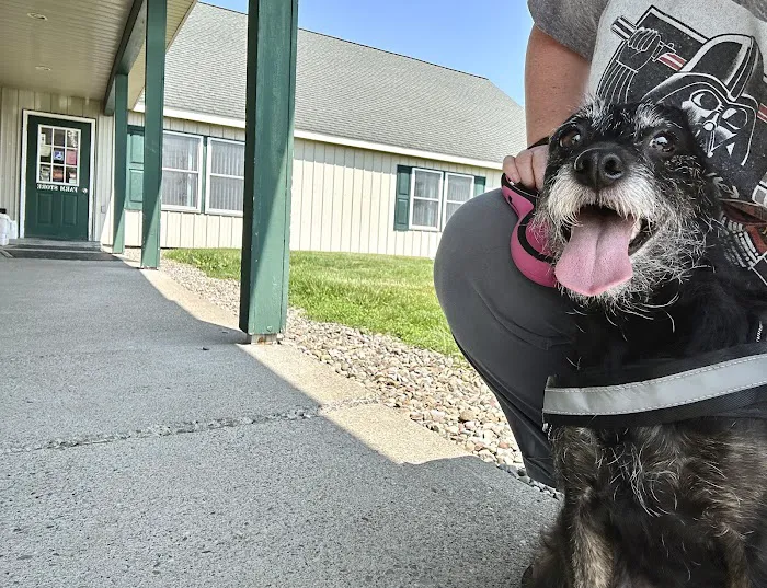 Eastview Veterinary Clinic, PC Picture 1