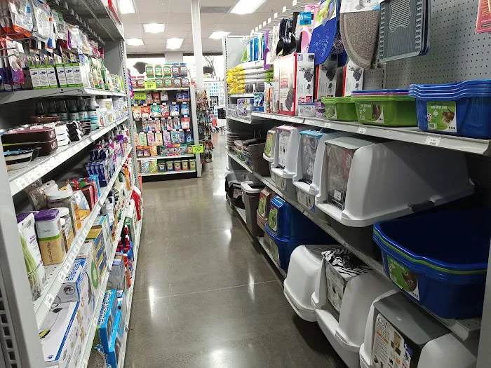 Carter's Pet Mart Inc Picture 4