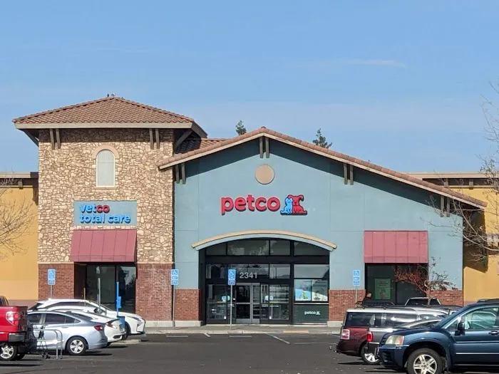 Petco Picture 3