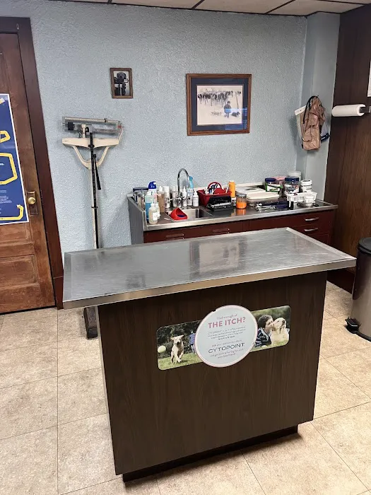 Country Roads Veterinary Services Picture 7