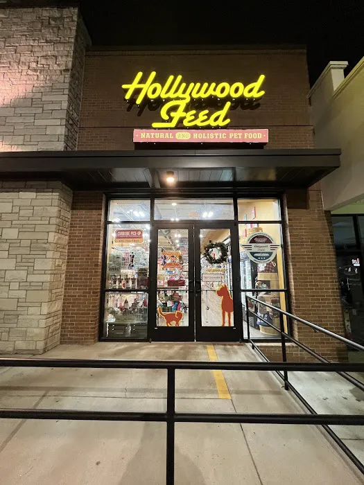 Hollywood Feed Picture 3