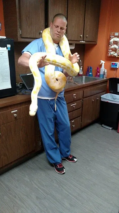East Northport Animal Hospital Picture 2