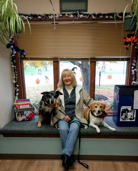 Phelps Veterinary Hospital Picture 9