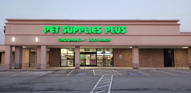 Pet Supplies Plus Houston - Memorial & Kirkwood Picture 1