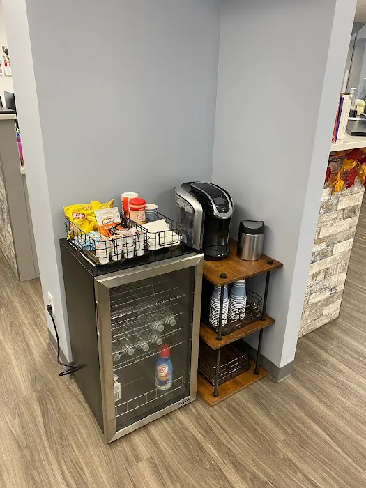 Feeding Hills Veterinary Clinic Picture 8