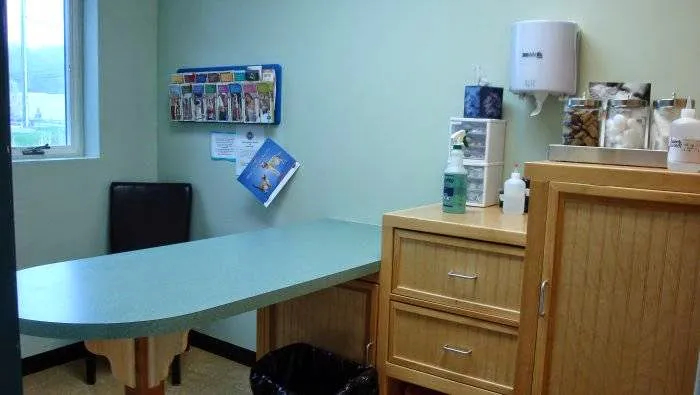 VCA New London Animal Hospital Picture 7