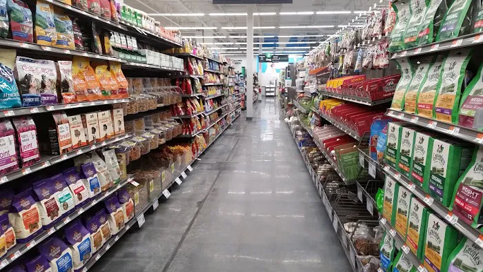 Pet Supplies Plus Evanston Picture 10