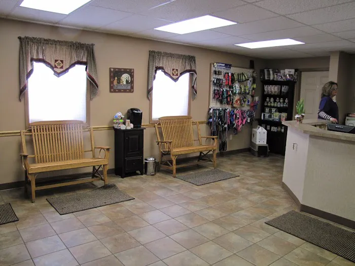 Center Street Veterinary Picture 10