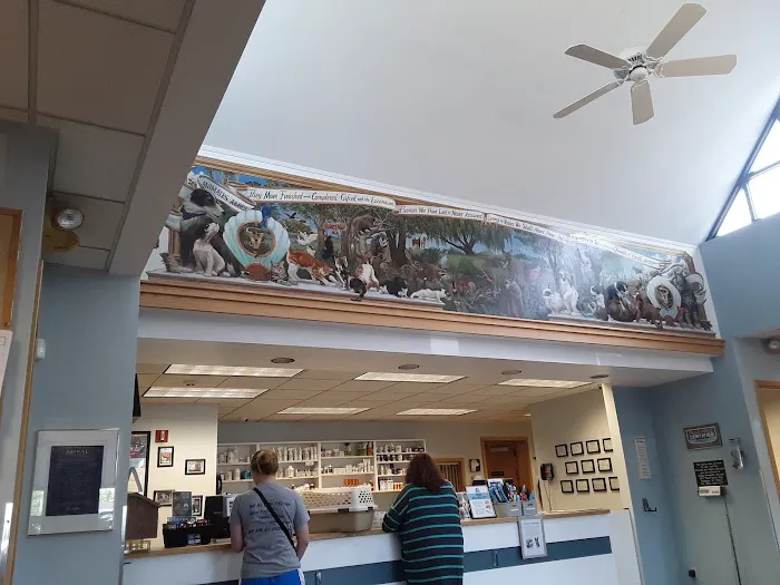 Suburban Animal Hospital Picture 4