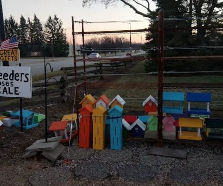 Birdfeeders and Birdhouses
