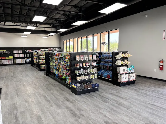 Petland Tucson Picture 10