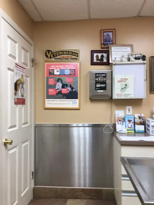Middle Country Animal Hospital PC Picture 5
