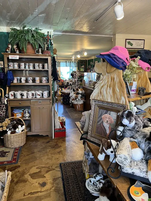 Mykens - A Pet Lovers Place Picture 5