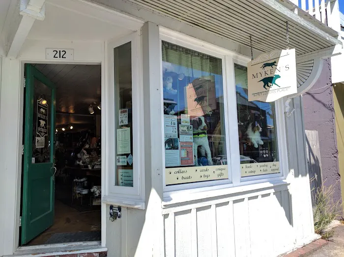 Mykens - A Pet Lovers Place Picture 2