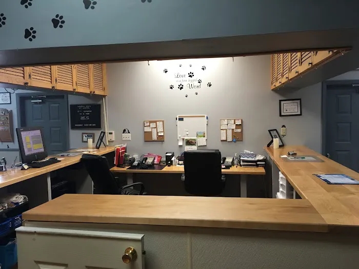 Suburban South Veterinary Hospital Picture 2