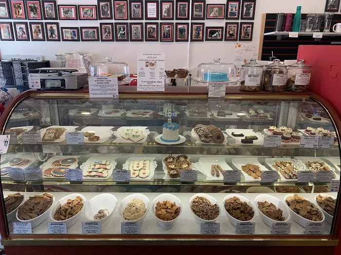Nom Nom Nom Dog Bakery CW Picture 4