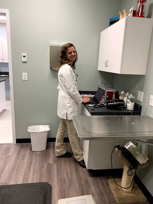 Uxbridge Animal Hospital Picture 2