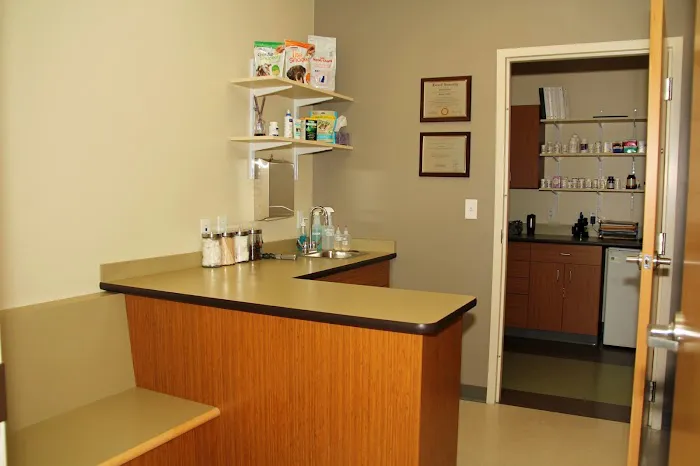 Hill & Harbour Veterinary Center Picture 4