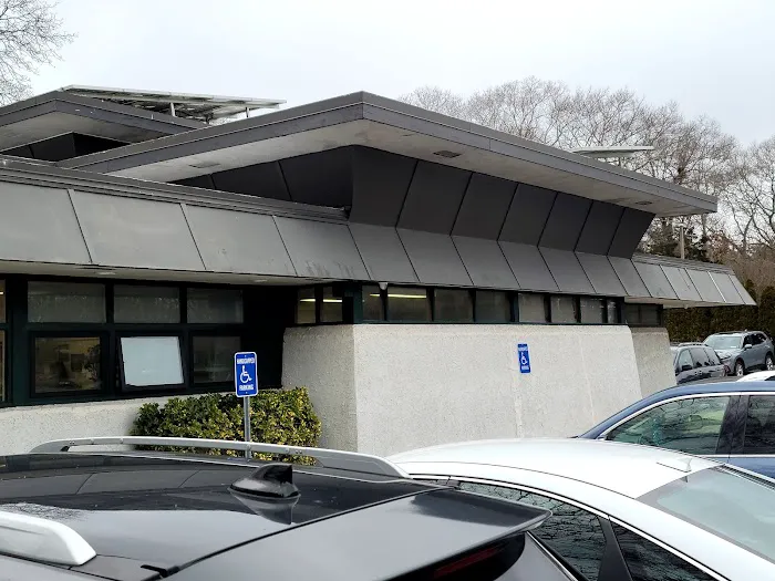 Hampton Veterinary Hospital Picture 10