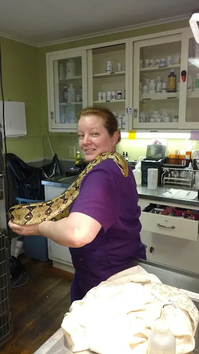 Marlborough Veterinary Clinic Picture 1