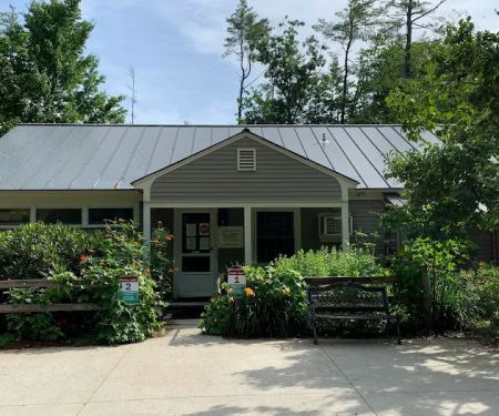 Pleasant Lake Veterinary Hospital