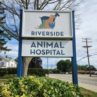 Riverside Animal Hospital ico