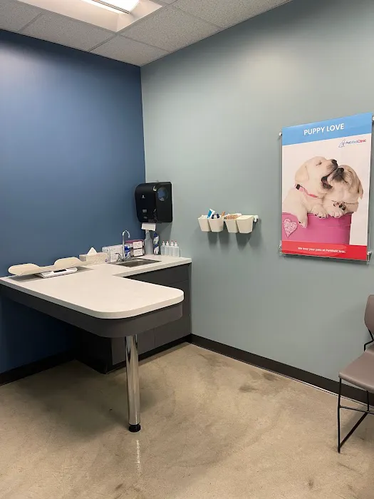 PetWellClinic - Robinson Township Picture 5