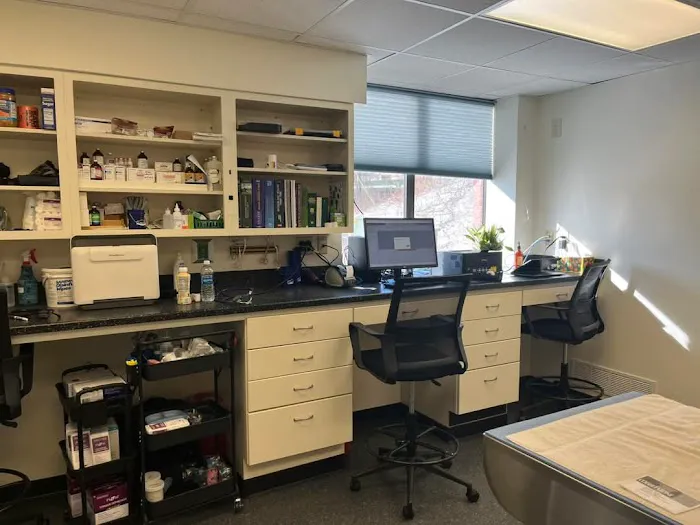 Lead Urgent Care Veterinary Services Picture 6