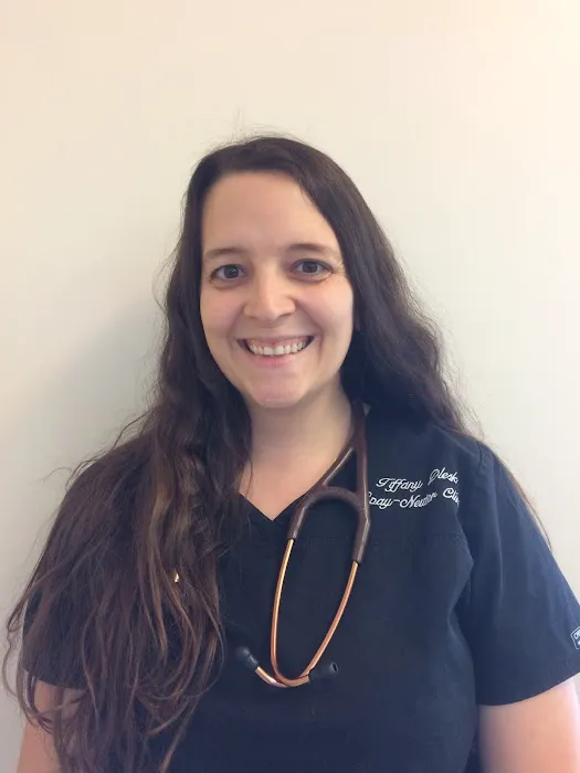 Tiffany Dlesk Spay-Neuter Clinic Picture 3