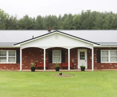 Western Reserve Animal Clinic