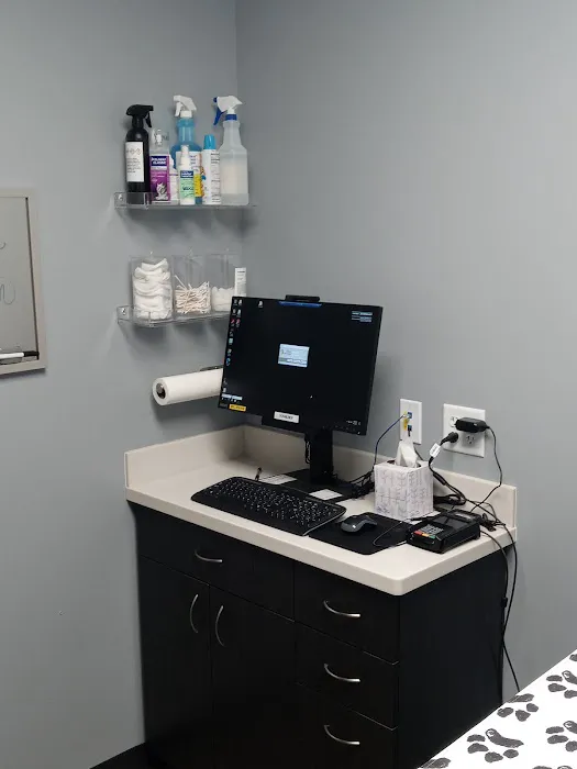 Vinton Veterinary Hospital Specialty Services Center Picture 2