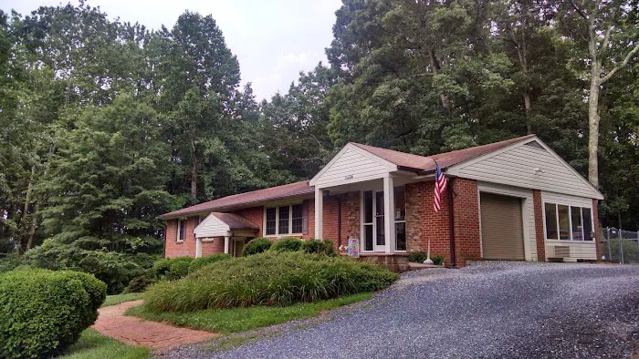 Rustburg Veterinary Clinic Picture 6