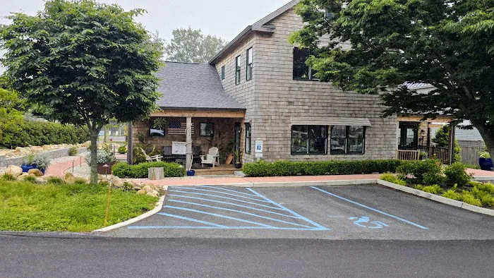 Sandy Paws Veterinary Clinic - Dr Molly Miosek Picture 7