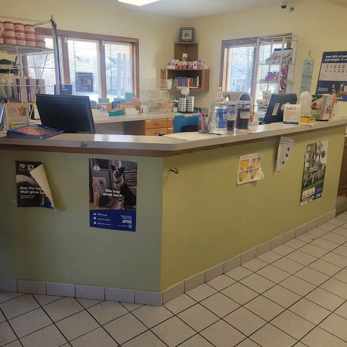 Pleasant's Animal Hospital Inc Picture 4
