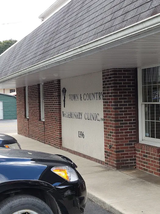 Town & Country Veterinary Clinic Picture 2