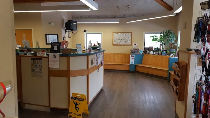 Raymond Animal Hospital Picture 9
