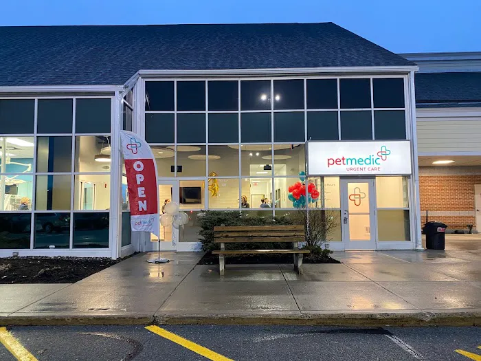 Work PetMedic Urgent Care Vet Clinic - Freeport Picture 6