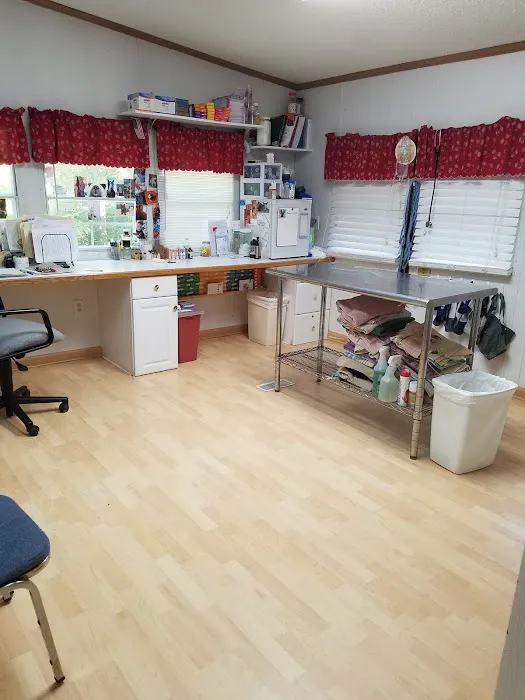 Surry Spay/Neuter Clinic Picture 9