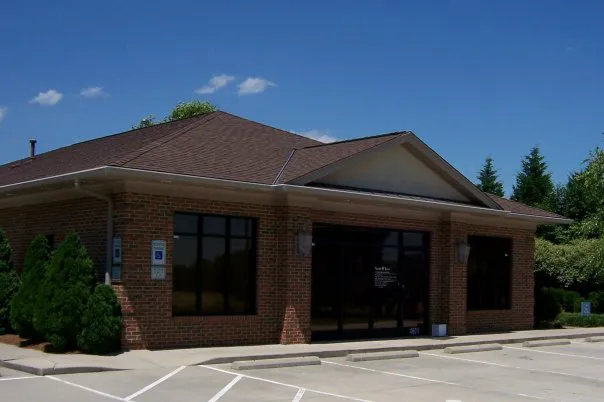 Northeast Veterinary Hospital Picture 6