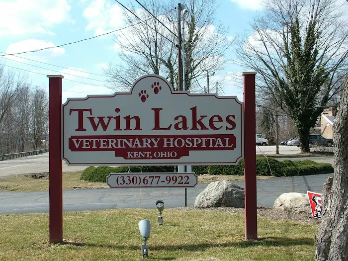 Twin Lakes Veterinary Hospital Picture 10