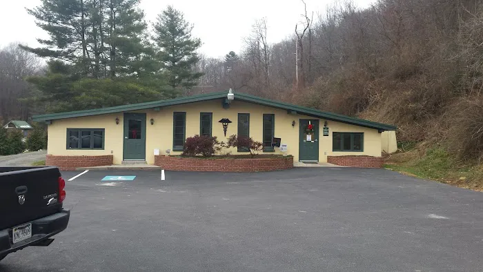 Galax Veterinary Clinic Picture 6