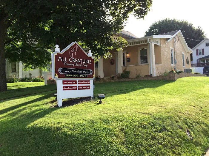 All Creatures Veterinary Clinic & Lodge Picture 1