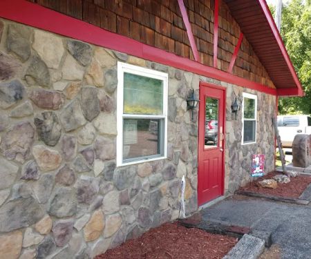 Olde Falls Road Sm Animal Clinic