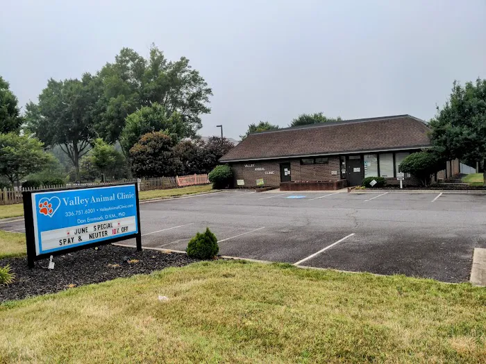 Valley Animal Clinic Picture 5