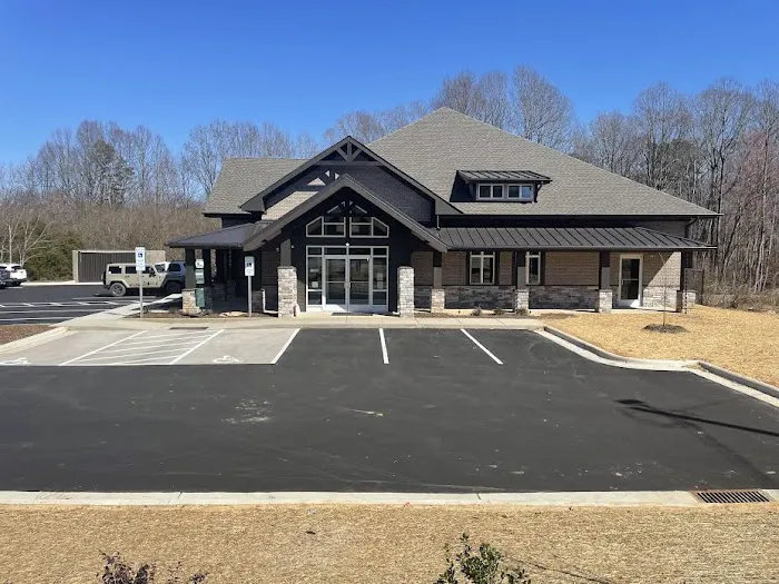 Midway Animal Clinic Picture 6